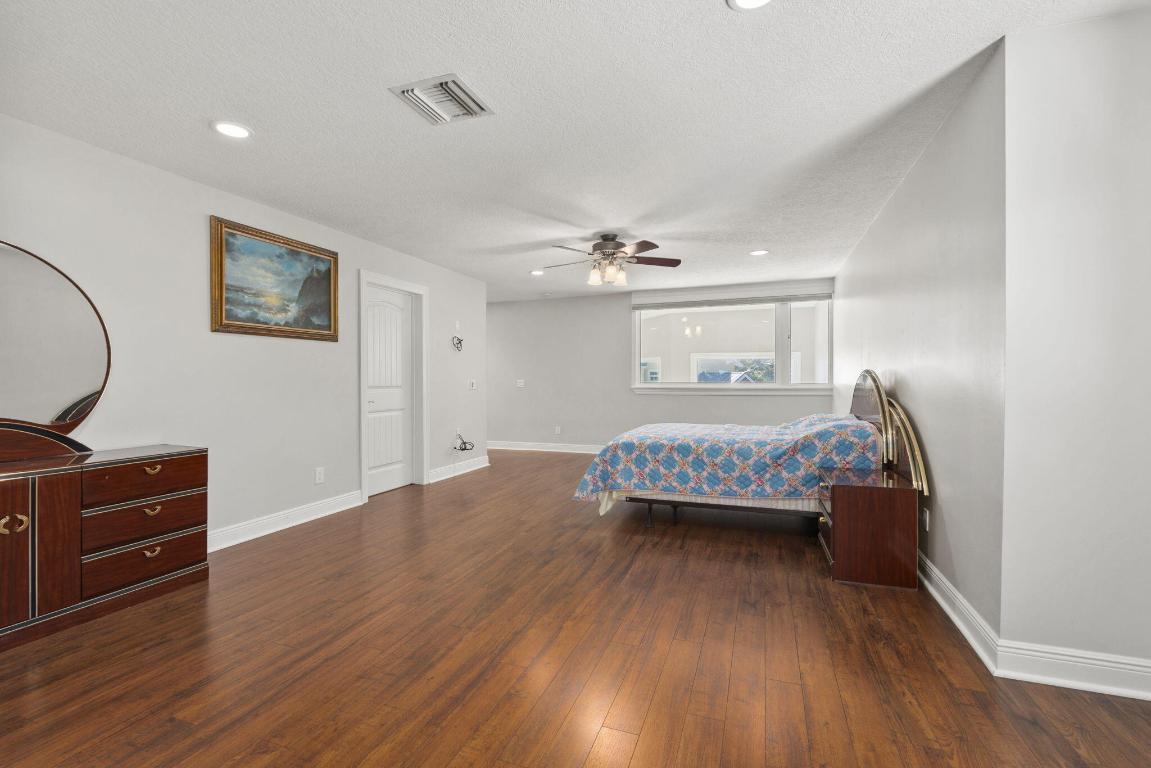 Fort Pierce, Florida, 34949, United States, 5 Bedrooms Bedrooms, ,5 BathroomsBathrooms,Residential,Active,2007926