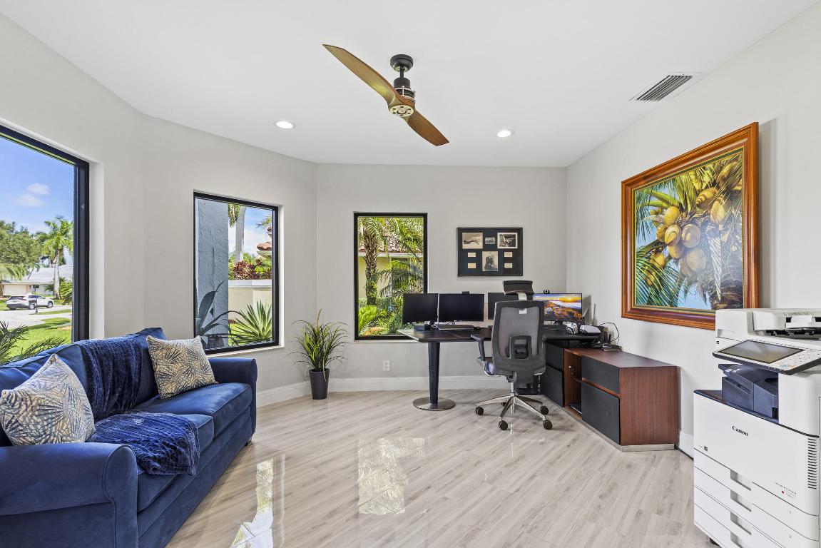 Boca Raton, Florida, 33498, United States, 3 Bedrooms Bedrooms, ,4 BathroomsBathrooms,Residential,Contingent,2007944