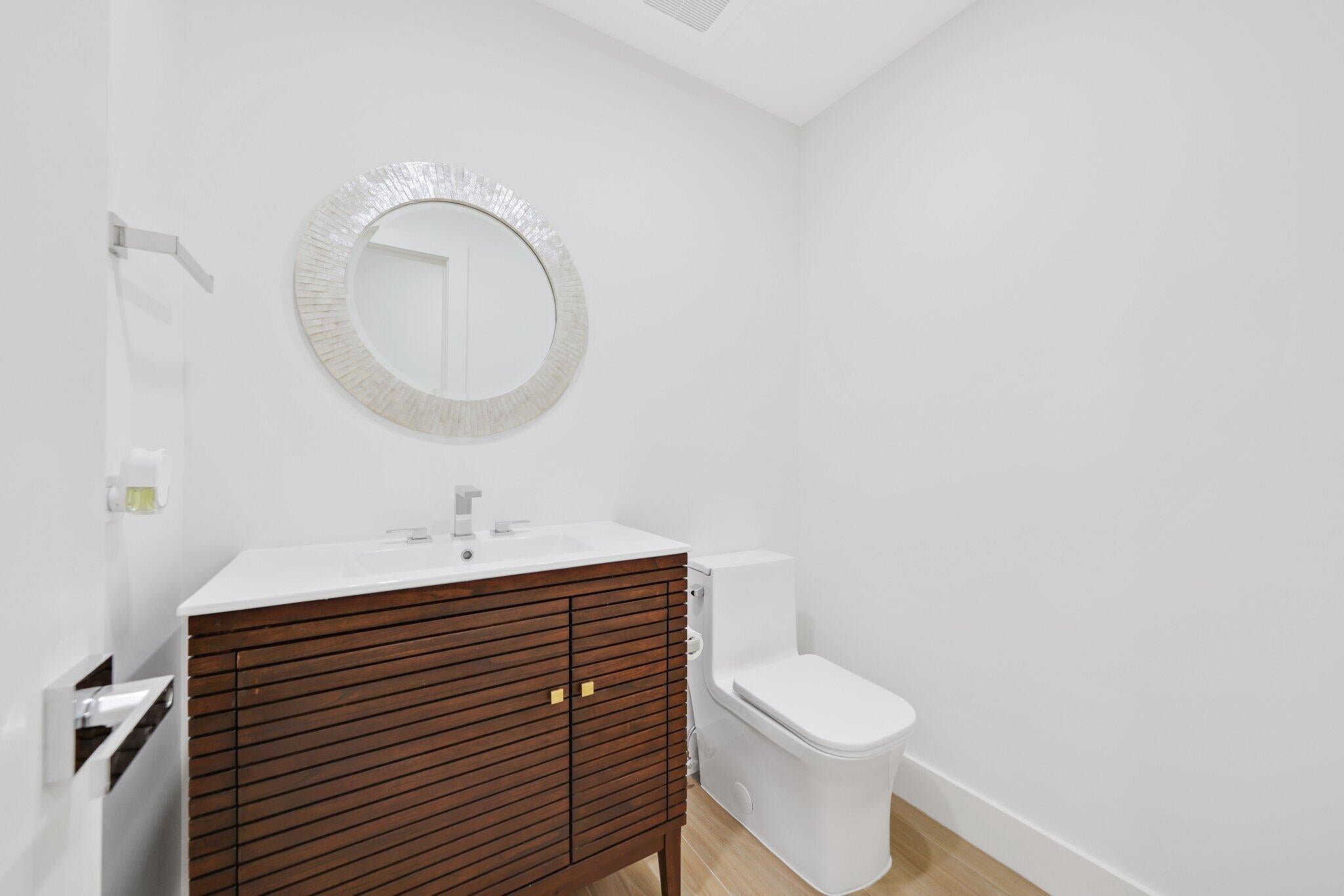 Boca Raton, Florida, 33431, United States, ,5 BathroomsBathrooms,Residential,Active,1769827