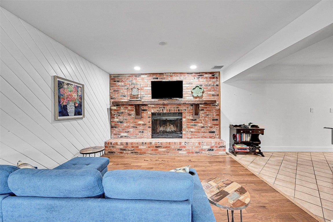 Plantation, Florida, 33323, United States, 4 Bedrooms Bedrooms, ,3 BathroomsBathrooms,Residential,Contingent,2008349