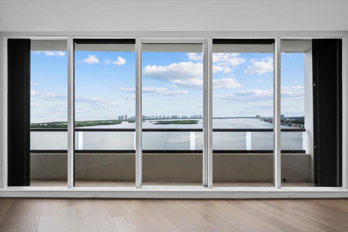 North Palm Beach, Florida, 33408, United States, 3 Bedrooms Bedrooms, ,3 BathroomsBathrooms,Residential,Active,1933736