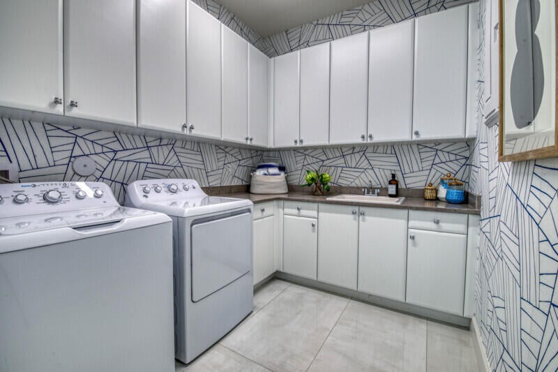 Boynton Beach, Florida, 33473, United States, 4 Bedrooms Bedrooms, ,4 BathroomsBathrooms,Residential,Pending,2008322