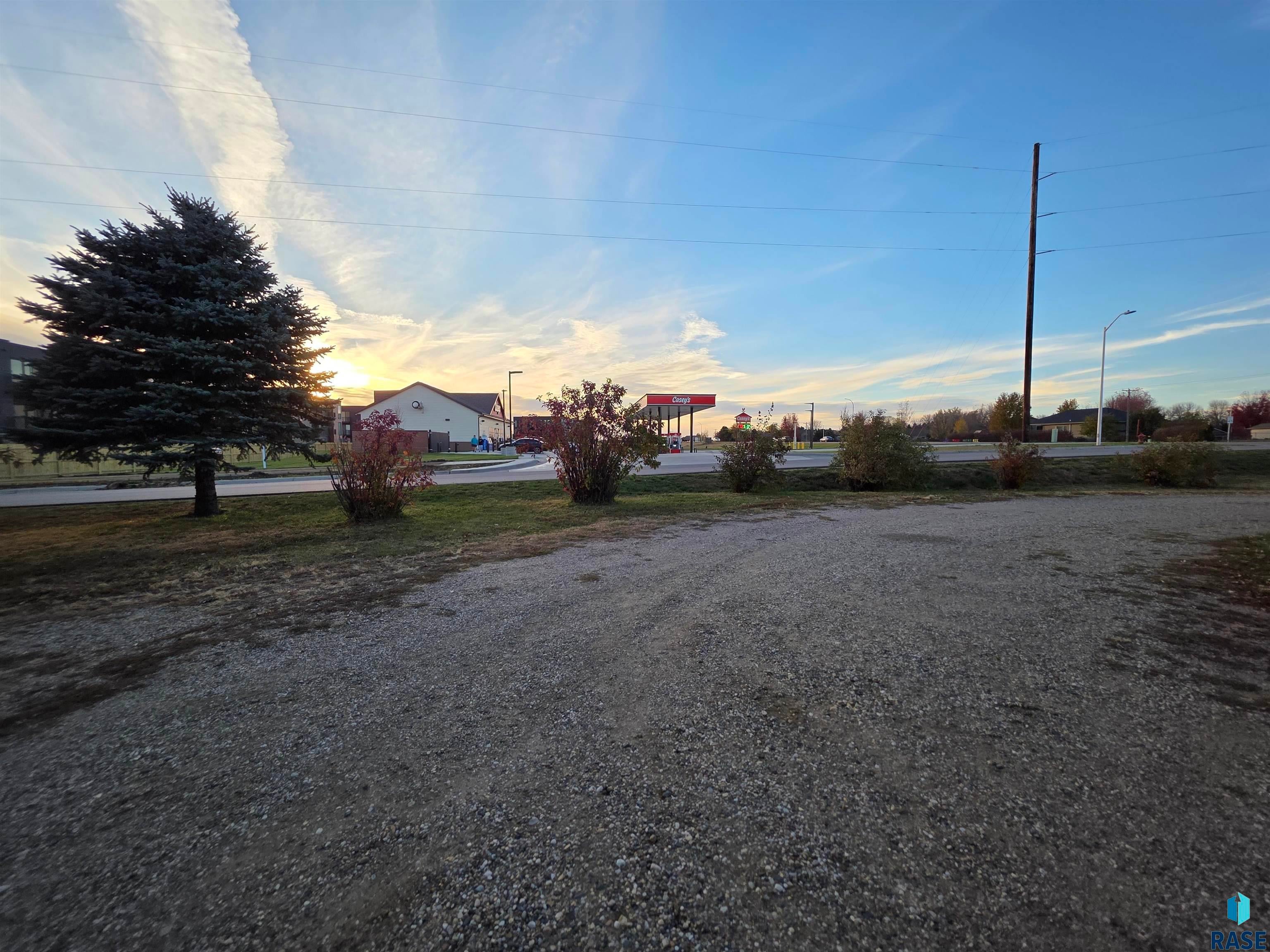 Brandon, South Dakota, 57005, United States, 3 Bedrooms Bedrooms, ,3 BathroomsBathrooms,Residential,Active,1969629