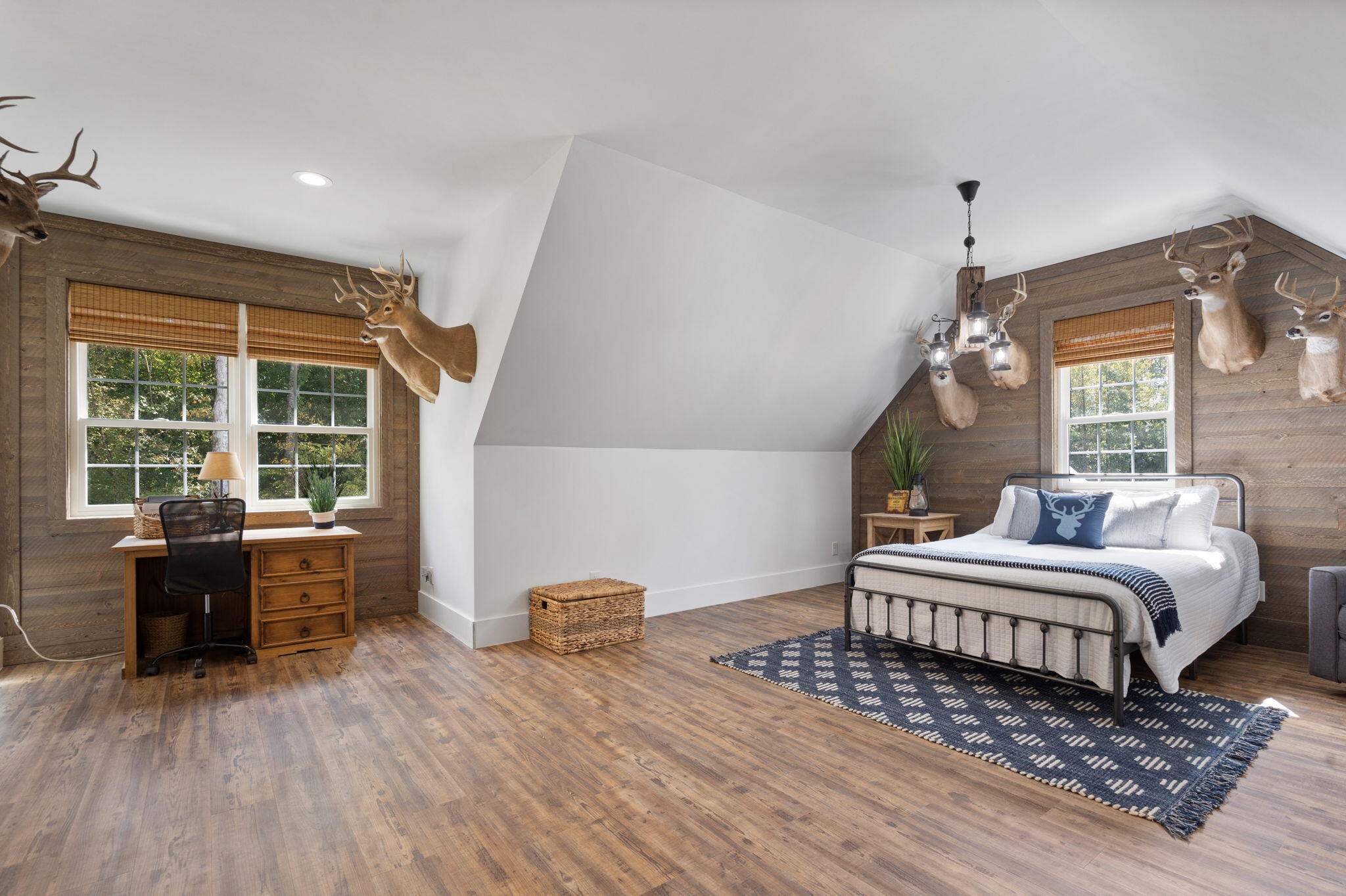 Calhoun, Tennessee, 37309, United States, 4 Bedrooms Bedrooms, ,3 BathroomsBathrooms,Residential,Active,1742062