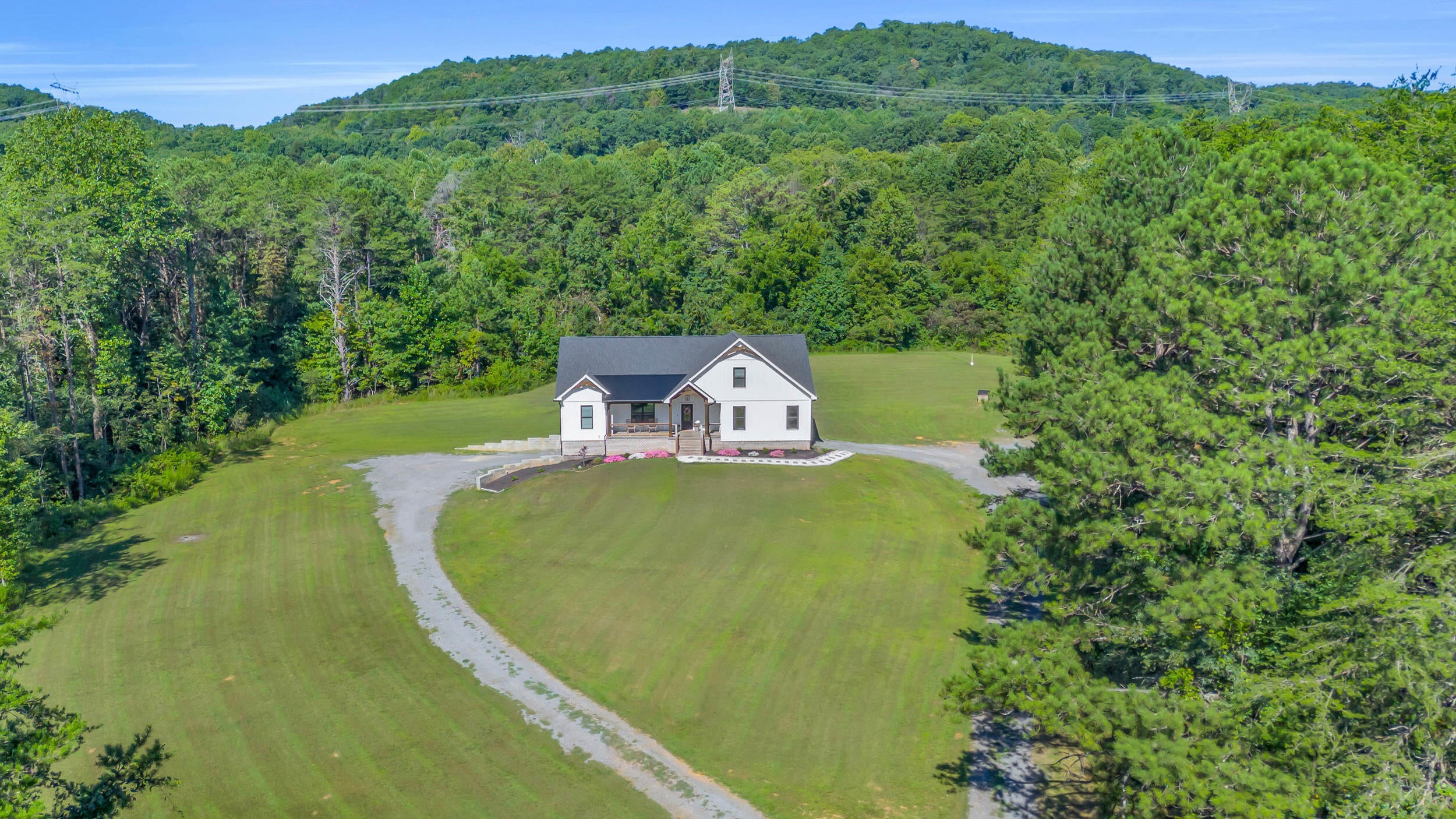 Mcdonald, Tennessee, 37353, United States, 4 Bedrooms Bedrooms, ,3 BathroomsBathrooms,Residential,Active,1936688
