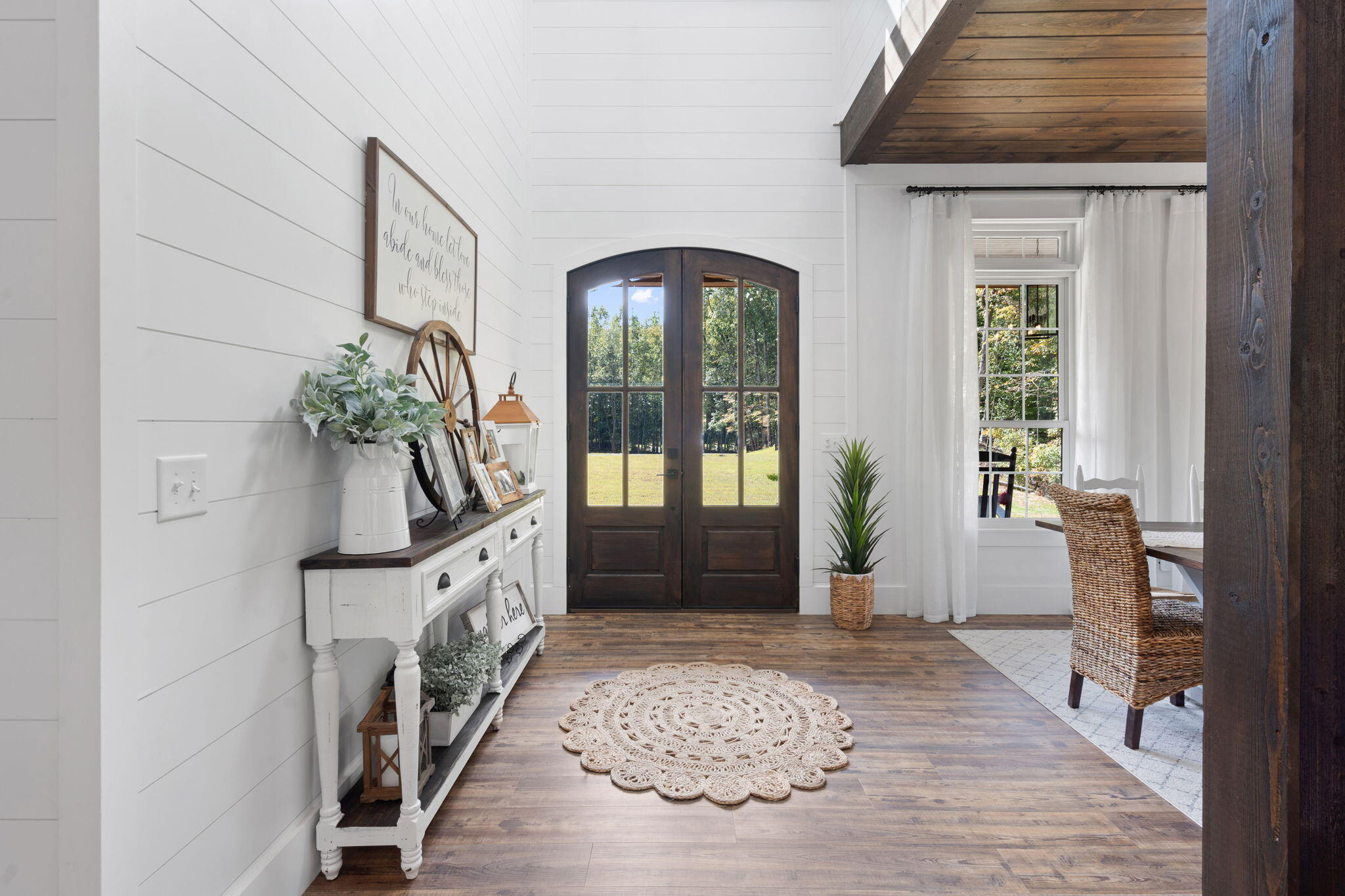 Calhoun, Tennessee, 37309, United States, 4 Bedrooms Bedrooms, ,3 BathroomsBathrooms,Residential,Active,1742062