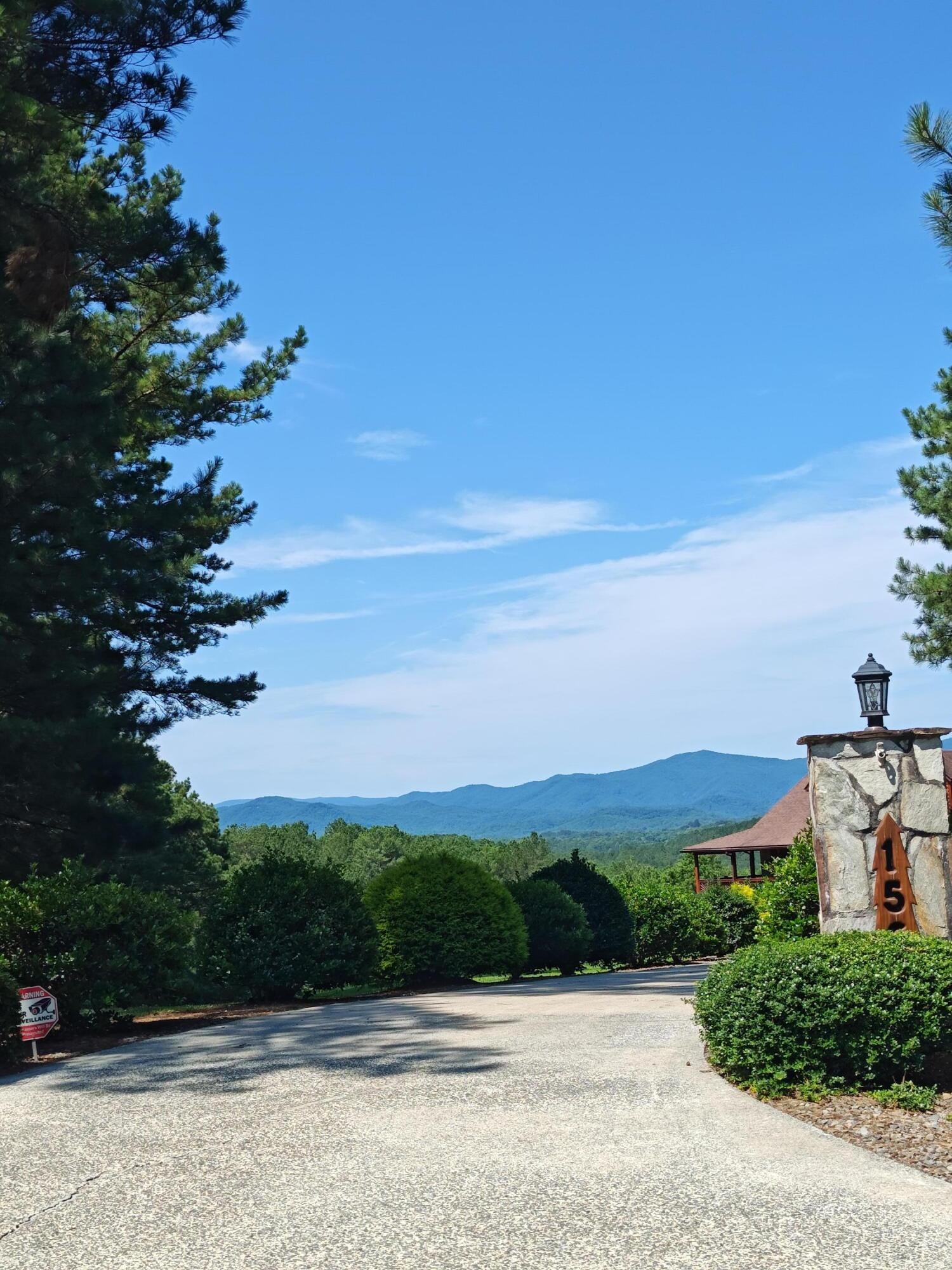 Copperhill, Tennessee, 37317, United States, 5 Bedrooms Bedrooms, ,6 BathroomsBathrooms,Residential,Active,1877841