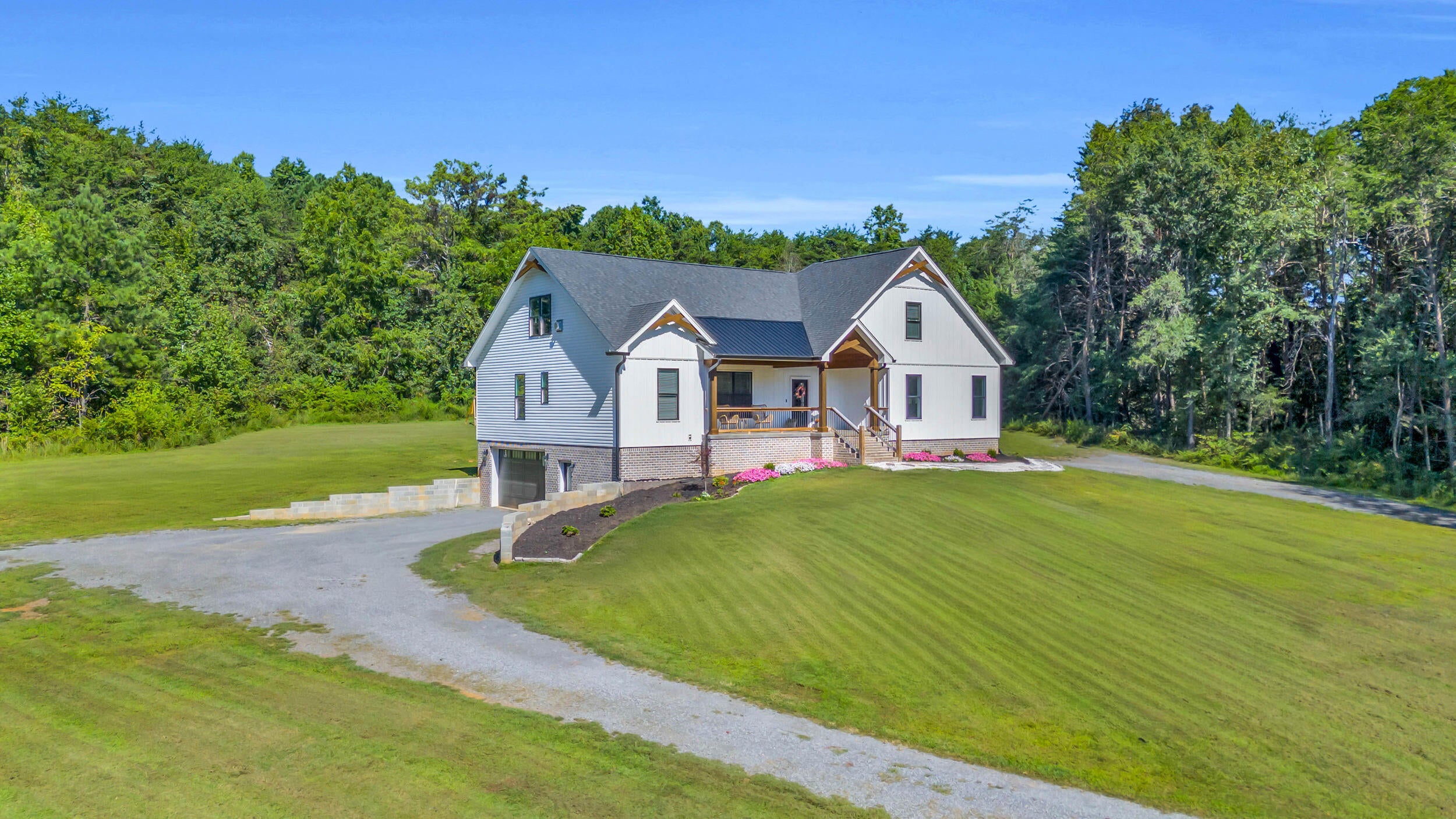 Mcdonald, Tennessee, 37353, United States, 4 Bedrooms Bedrooms, ,3 BathroomsBathrooms,Residential,Active,1936688