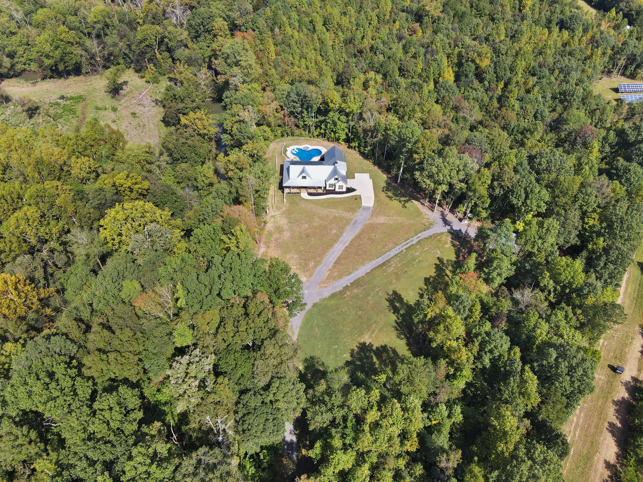 Calhoun, Tennessee, 37309, United States, 4 Bedrooms Bedrooms, ,3 BathroomsBathrooms,Residential,Active,1742062