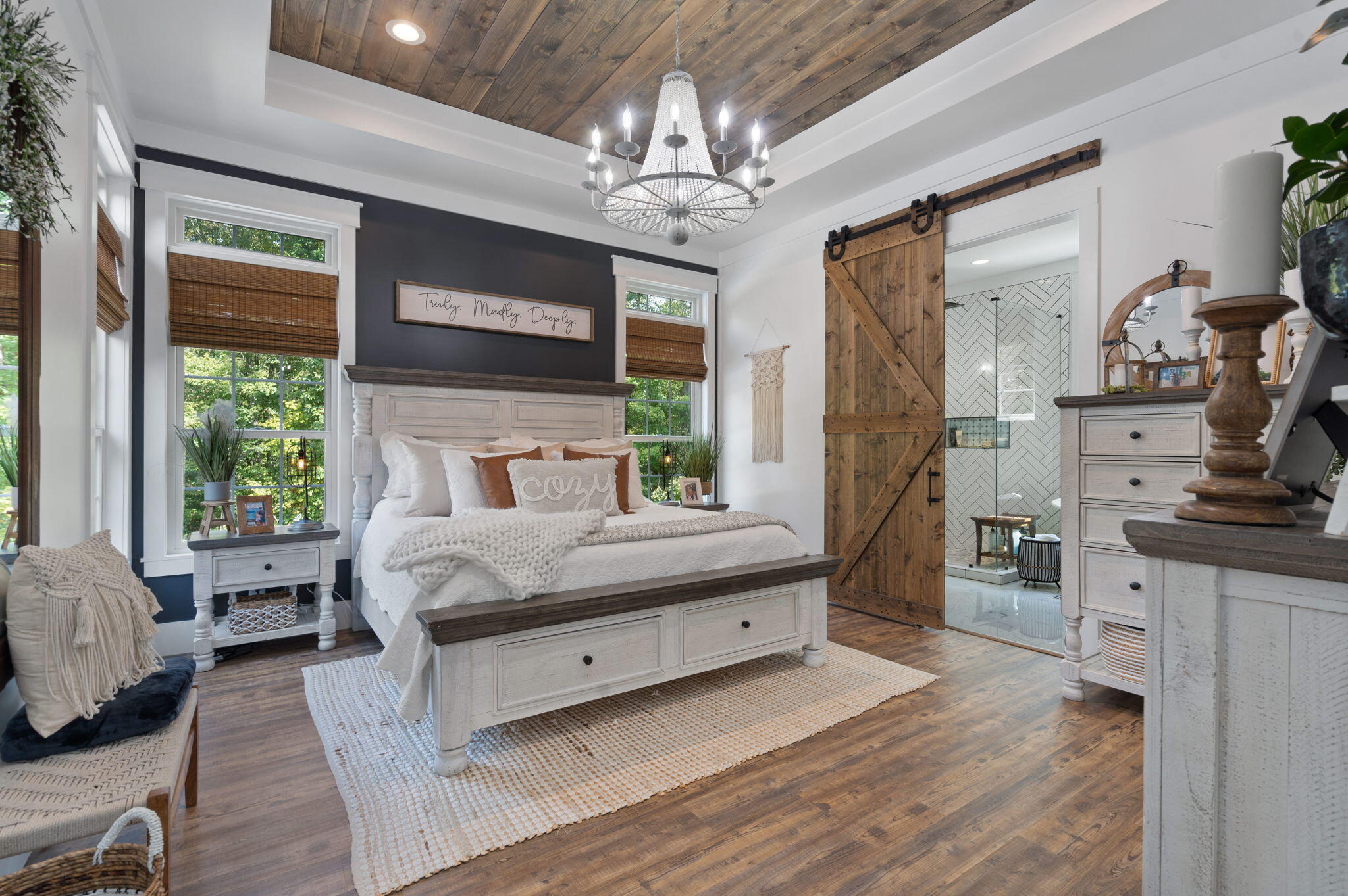 Calhoun, Tennessee, 37309, United States, 4 Bedrooms Bedrooms, ,3 BathroomsBathrooms,Residential,Active,1742062