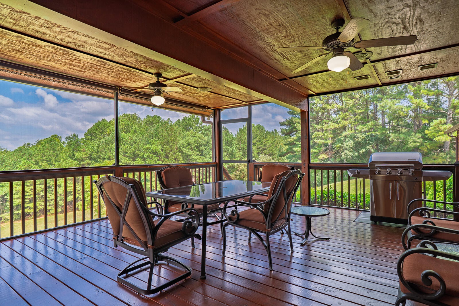 Copperhill, Tennessee, 37317, United States, 5 Bedrooms Bedrooms, ,6 BathroomsBathrooms,Residential,Active,1877841