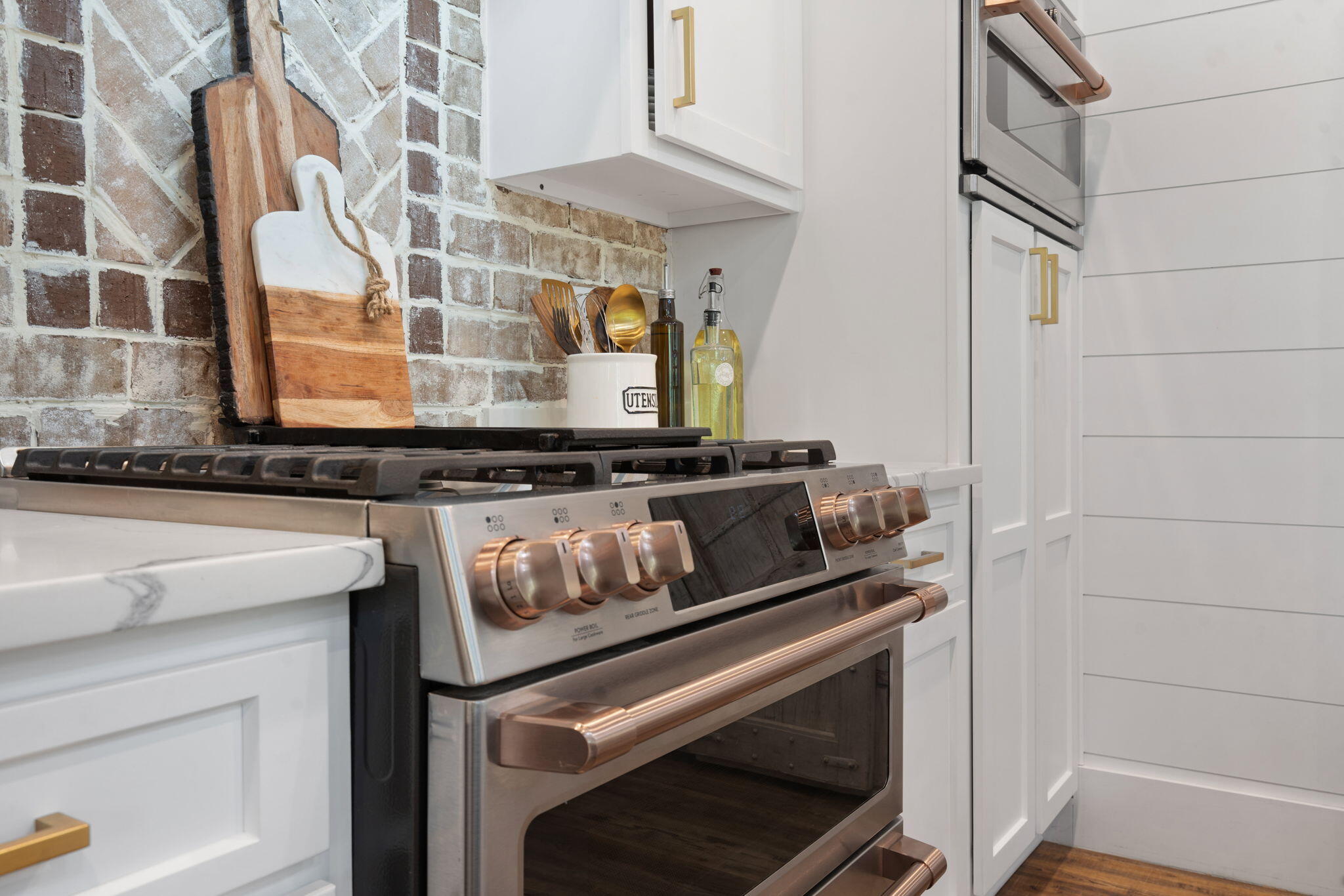 Calhoun, Tennessee, 37309, United States, 4 Bedrooms Bedrooms, ,3 BathroomsBathrooms,Residential,Active,1742062