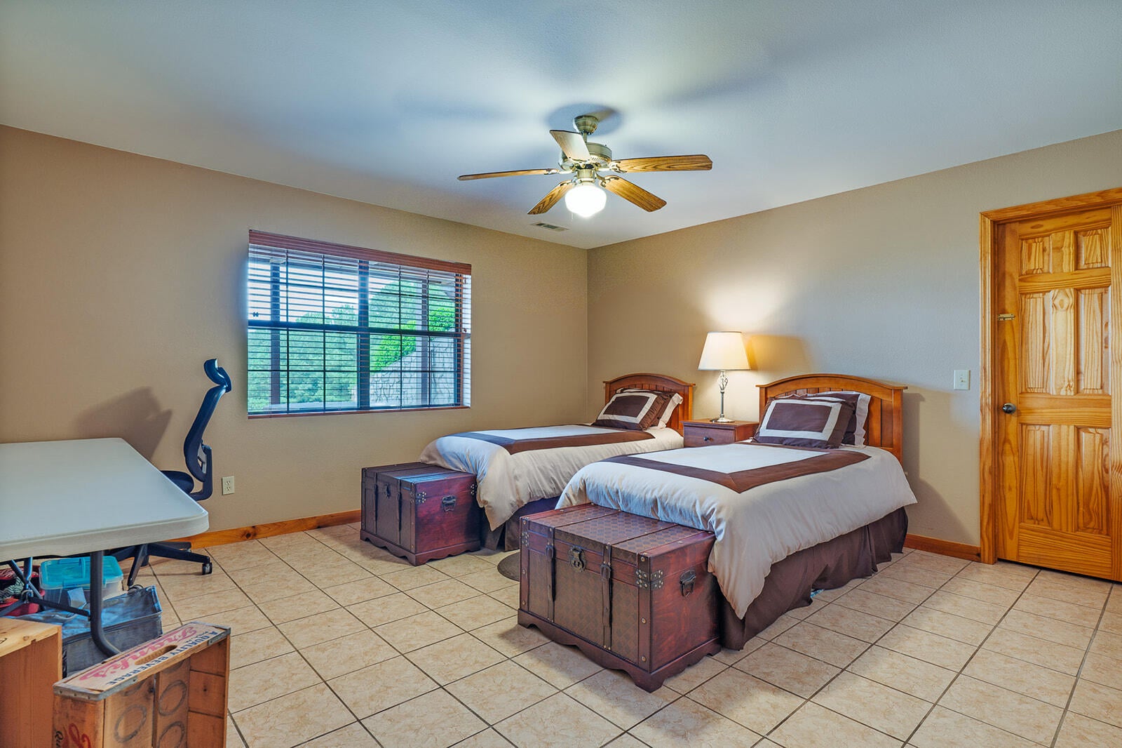 Copperhill, Tennessee, 37317, United States, 5 Bedrooms Bedrooms, ,6 BathroomsBathrooms,Residential,Active,1877841