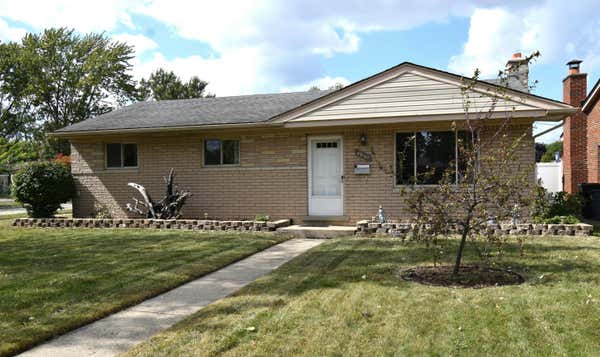 8601 INDEPENDENCE DR, STERLING HEIGHTS, MI 48313 - Image 1