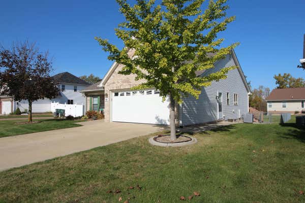 39 OLD CARRIAGE LN, LAPEER, MI 48446, photo 3 of 67