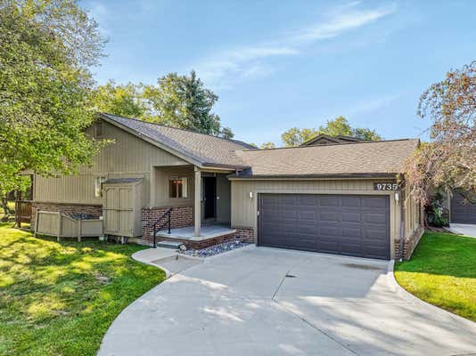 9735 HAWTHORNE GLEN DR, GROSSE ILE, MI 48138 - Image 1