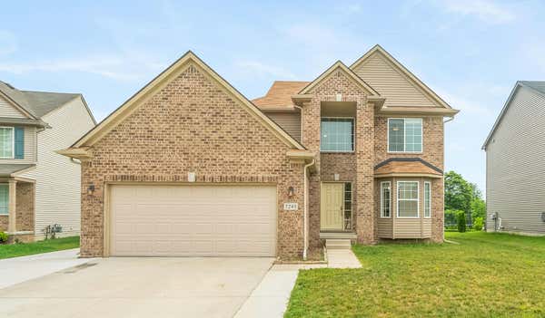 7245 TOWNSEND DR, ROMULUS, MI 48174 - Image 1