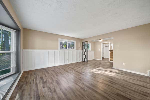 654 W GARFIELD AVE, HAZEL PARK, MI 48030 - Image 1