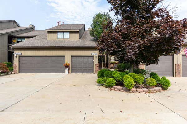 9838 HAWTHORNE GLEN DR, GROSSE ILE, MI 48138 - Image 1