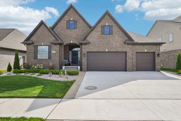 54718 LAWSON CREEK DR, UTICA, MI 48316 - Image 1