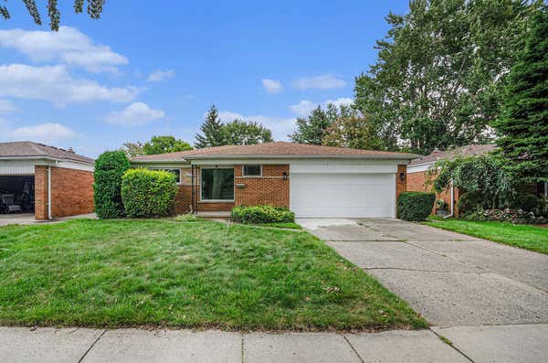 26062 NEWPORT AVE, WARREN, MI 48089 - Image 1