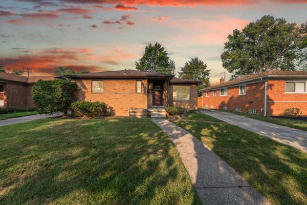 20821 KENOSHA ST, OAK PARK, MI 48237 - Image 1