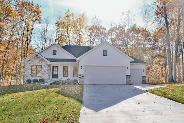 142 QUESTVIEW DR, HOUGHTON LAKE, MI 48629 - Image 1