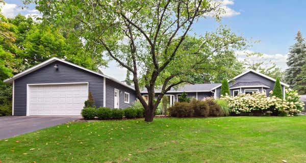 1513 N ORCHARD DR, TRAVERSE CITY, MI 49686 - Image 1