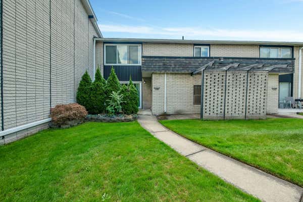 8232 KARAM BLVD UNIT 4, WARREN, MI 48093 - Image 1