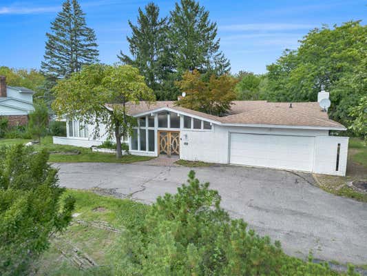 3352 BLOOMFIELD SHORE DR, WEST BLOOMFIELD, MI 48323 - Image 1