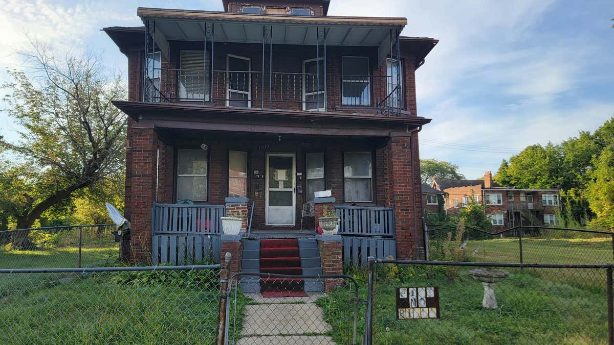 1975 SEWARD ST, DETROIT, MI 48206, photo 1 of 27