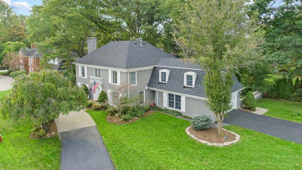 87 WEBBER PL, GROSSE POINTE SHORES, MI 48236 - Image 1