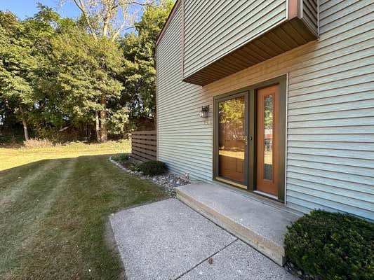 424 W ROCKWELL ST, FENTON, MI 48430 - Image 1