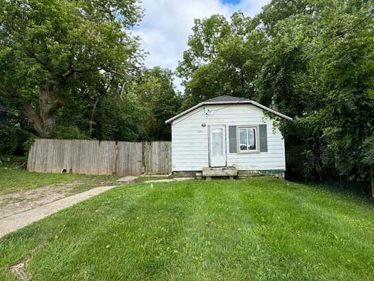 2037 S GRAHAM RD, FLINT, MI 48532 - Image 1