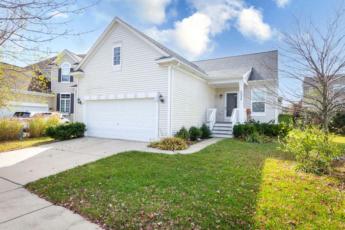 1224 YORK AVE, HOWELL, MI 48843 Single Family Residence For Sale MLS