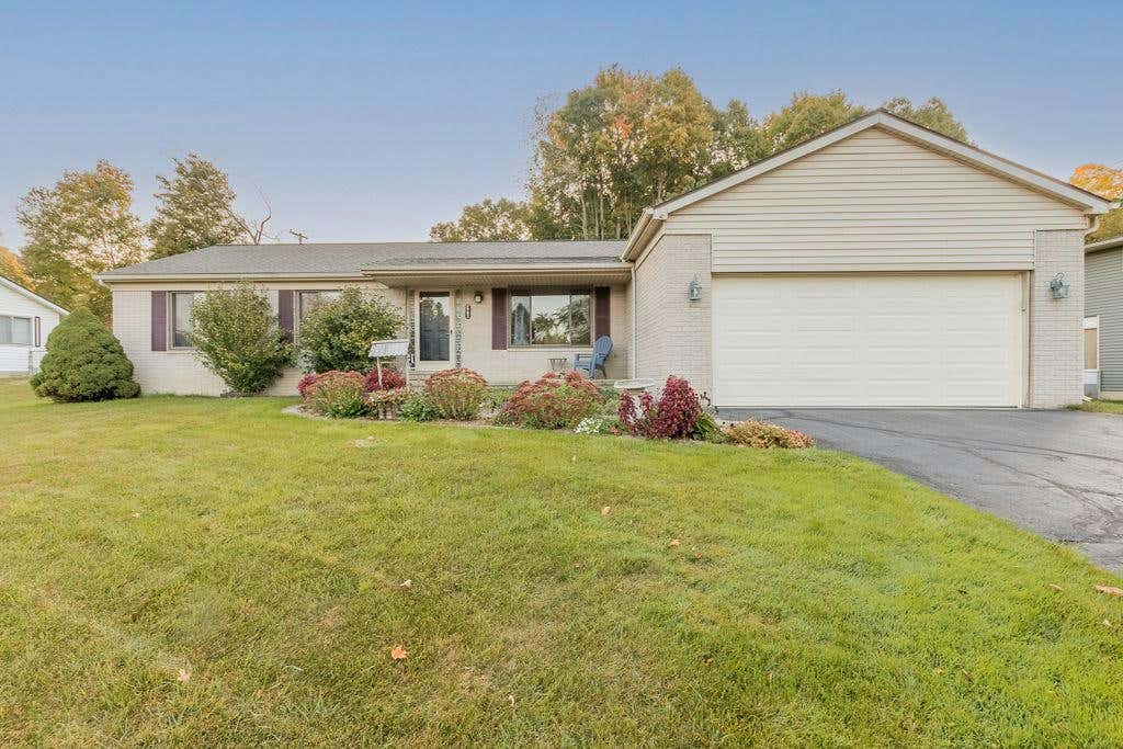 1783 S MILFORD RD, MILFORD, MI 48381, photo 1 of 34