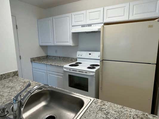 8713 CANDLEWOOD TRL APT 3, BRIGHTON, MI 48116 - Image 1