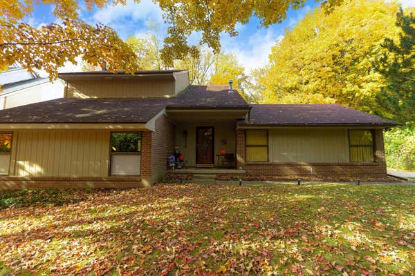 6930 DRAKE RD, WEST BLOOMFIELD, MI 48322 - Image 1