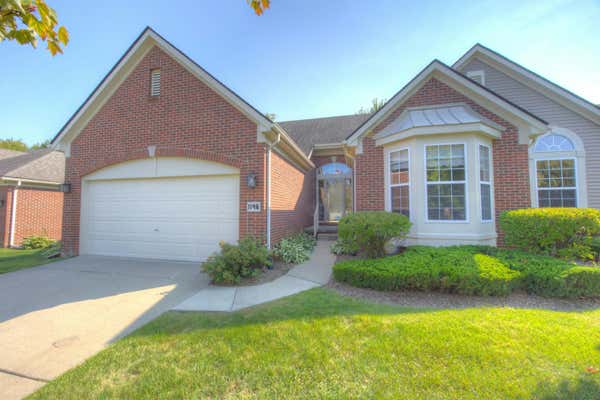 1146 ANDOVER CIR, COMMERCE TOWNSHIP, MI 48390 - Image 1