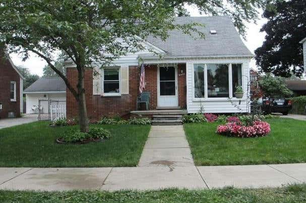 2466 APPLEWOOD AVE, LINCOLNPARK, MI 48146, photo 1 of 9