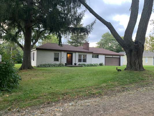 823 CHARLTON BLVD, WHITE LAKE, MI 48383 - Image 1