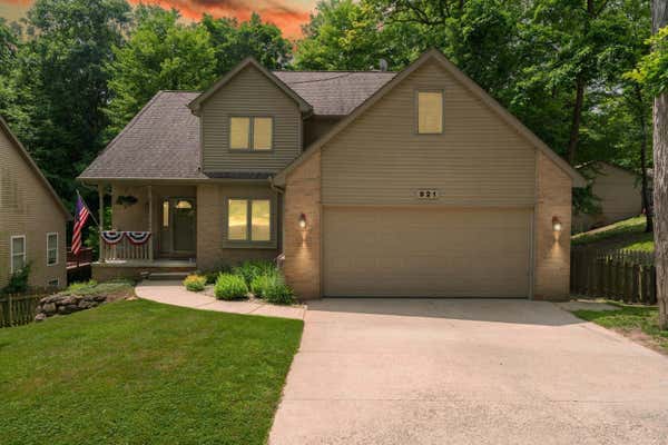 921 OLD HICKORY LN, LAKE ORION, MI 48362 - Image 1