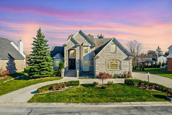 82 WALTONSHIRE CT, ROCHESTER HILLS, MI 48309 - Image 1