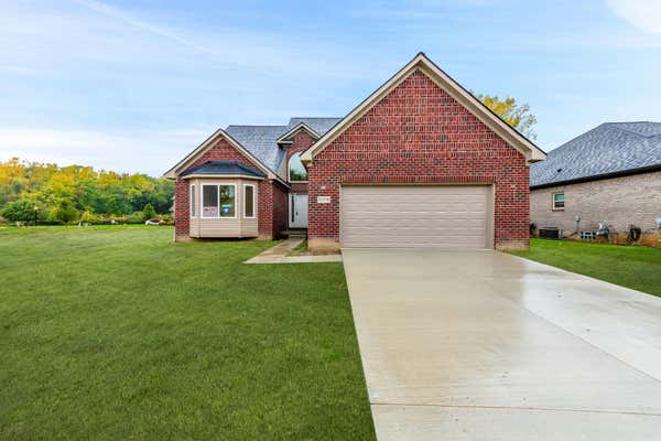 31558 GLEN VIEW LN, FLAT ROCK, MI 48134 - Image 1