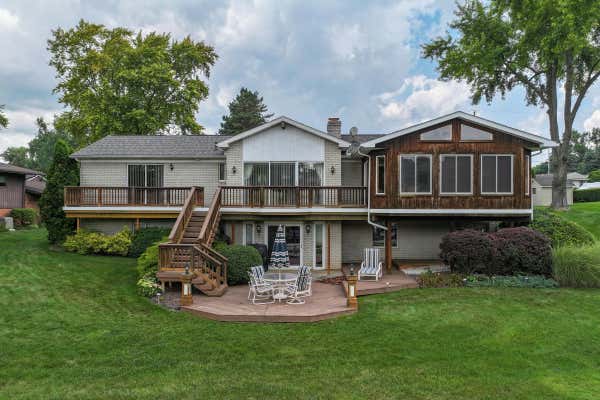 1375 BLUE WATER DR, FENTON, MI 48430 - Image 1