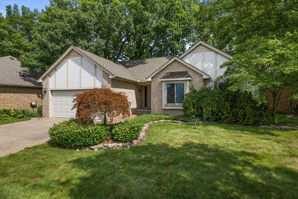 21291 RIDGEWOOD DR, CLINTON TOWNSHIP, MI 48036 - Image 1