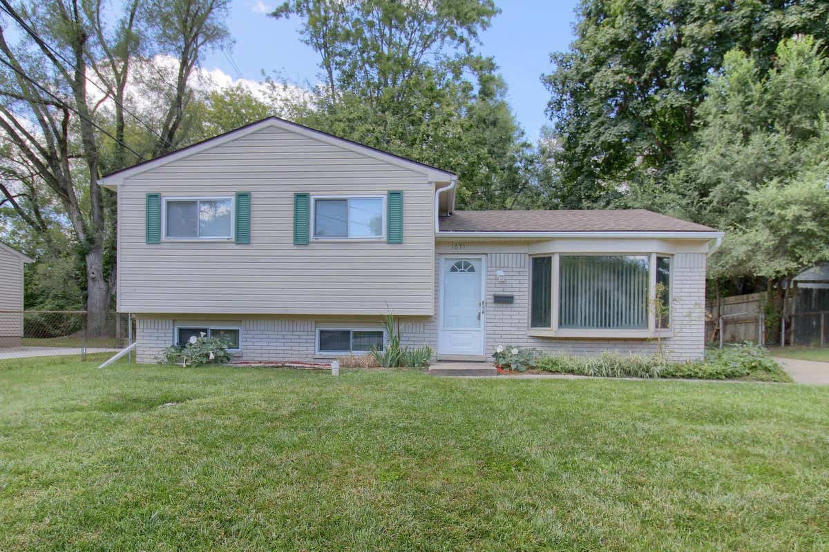 1671 FOLEY AVE, YPSILANTI, MI 48198, photo 1 of 40