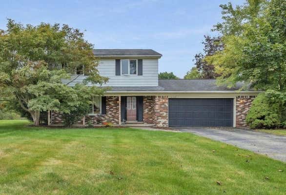 10188 VILLAGE SQ, BRIGHTON, MI 48114 - Image 1