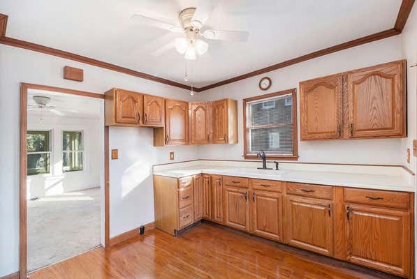 1053 W HAZELHURST ST, FERNDALE, MI 48220 - Image 1