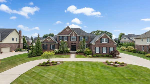 3765 N CENTURY OAK CIR, OAKLAND, MI 48363 - Image 1